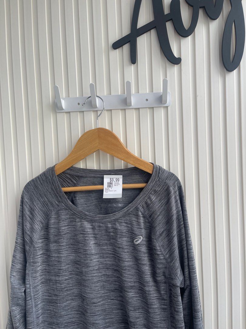 Asics like new (Category: Activewear) located in La Trinidad. Submitted by avessonjam (Listing ID 1372589329, Image 2). Description: .