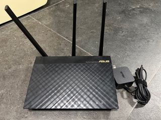 （分類：）位於 。 由 sneakerhellss 提交（商品編號 1372611655，圖片 1）。簡介： 。