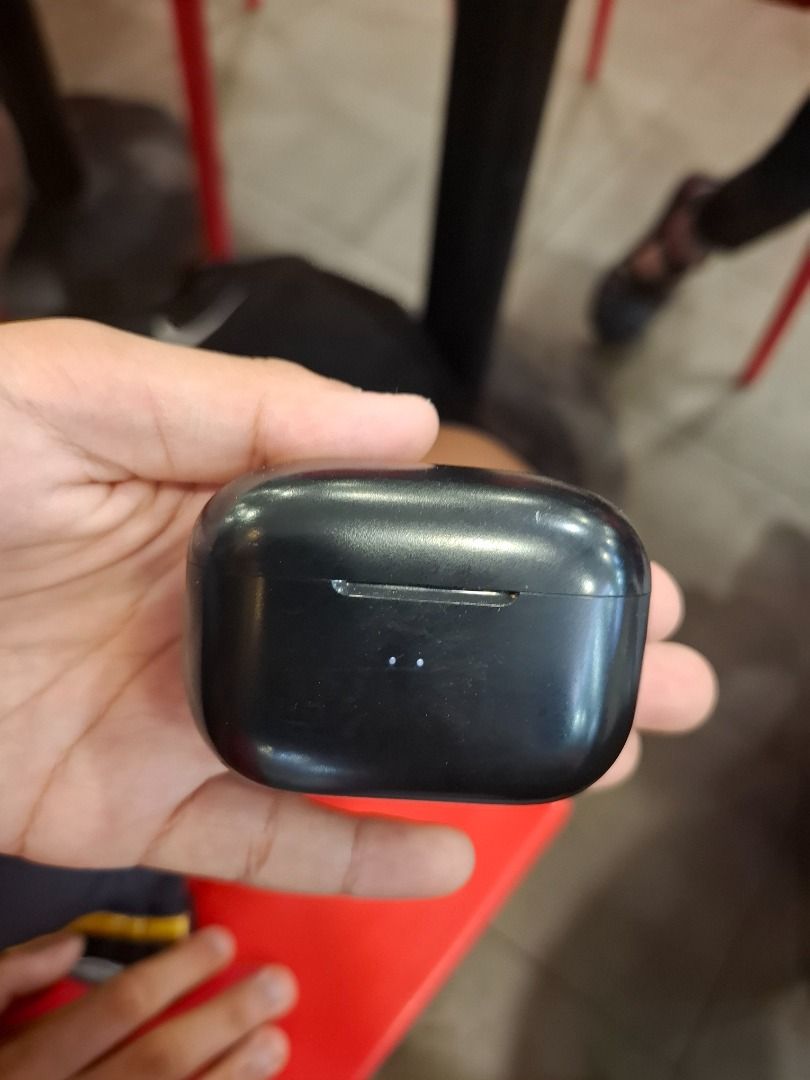 AUKEY earphone (Category: Earphones) located in Singapore. Submitted by pokoi193 (Listing ID 1372549873, Image 1). Description: .