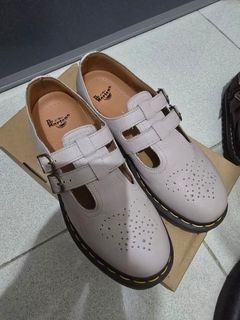 (Category: ) located in . Submitted by brandedpreloved.ph (Listing ID 1372500169, Image 1). Description: .