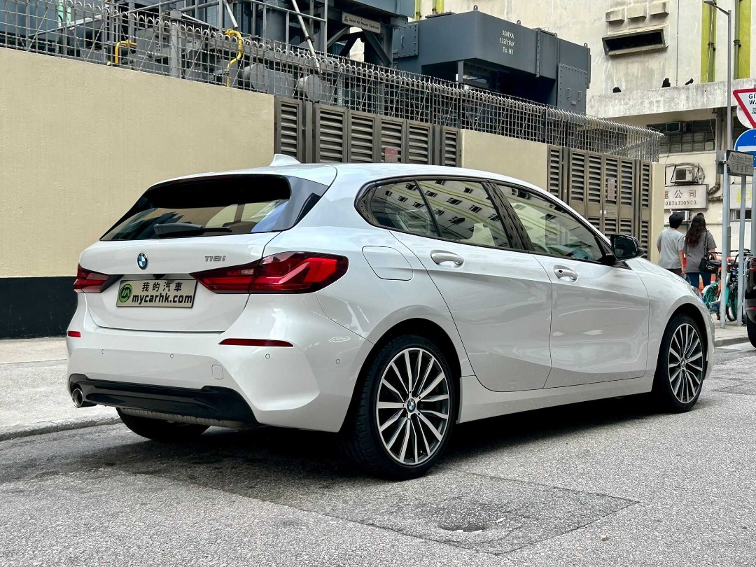BMW 118i SPORT Auto62864837118850113