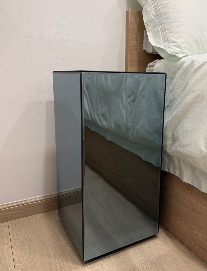 K♢1180 Boconcept Mirror Block Table 【公式通販】