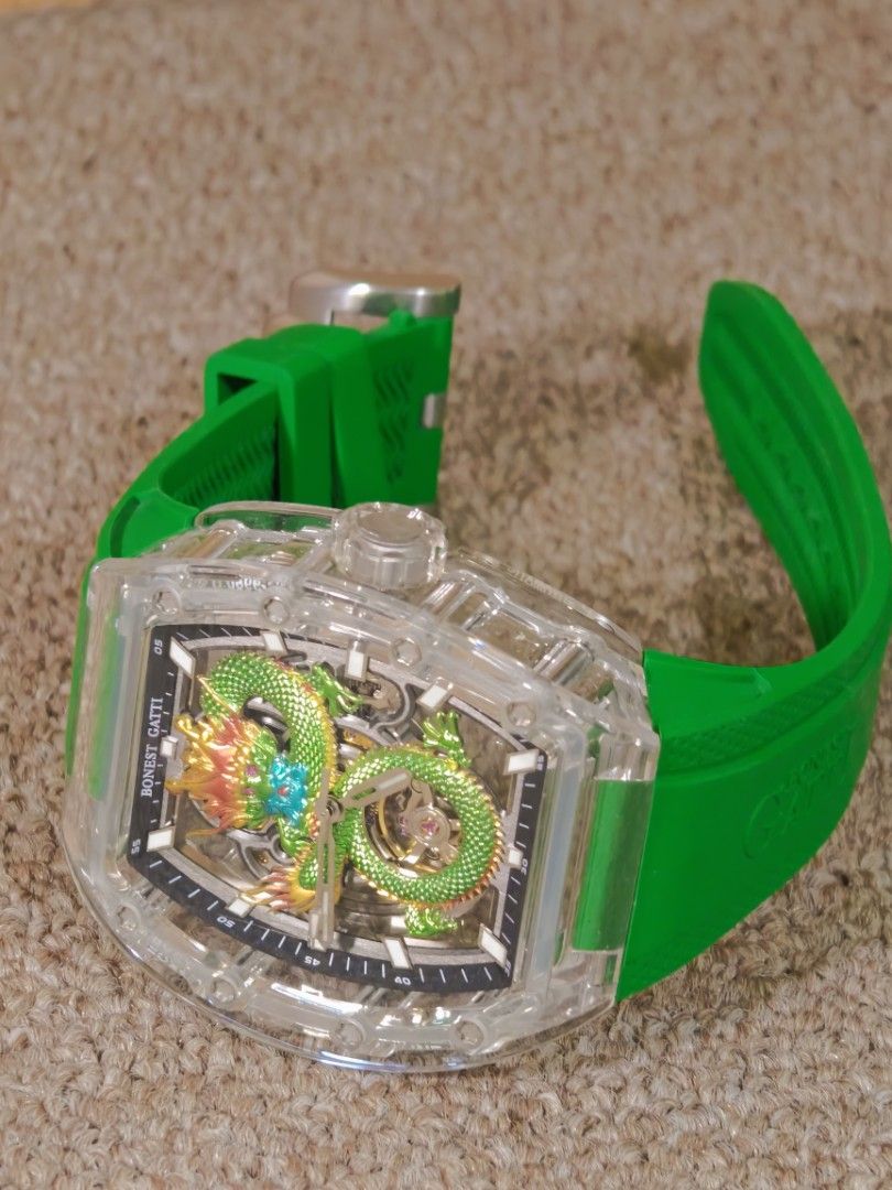 Bonest Gatti 9980 Green Dragon (Category: Men's Watches) located in Manila. Submitted by julianjuleschico (Listing ID 1372642279, Image 3). Description: original price is 35k price slightly negotiable watch and box only smooth like nee.