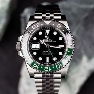 (Category: ) located in . Submitted by watchcentresg (Listing ID 1372502428, Image 1). Description: .
