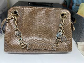 （分類：）位於 。 由 mui_sell 提交（商品編號 1372475134，圖片 1）。簡介： 。