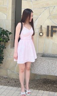 (Category: ) located in . Submitted by cindyleeeee (Listing ID 1372657955, Image 1). Description: .