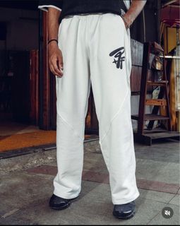 (Kategori: ) berada di . Dikirim oleh frianipreloved (ID iklan 1372591427, Gambar 1). Deskripsi: .