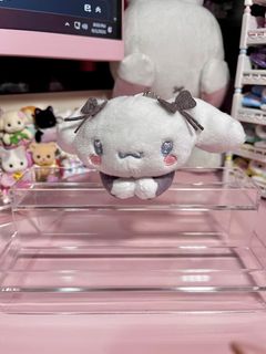 (Category: ) located in . Submitted by yearofthebunny (Listing ID 1372577696, Image 1). Description: .