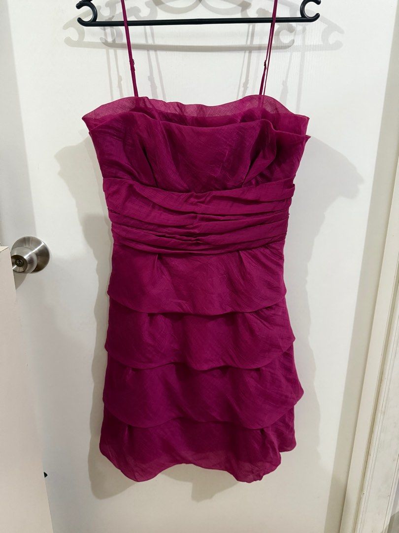 Cocktail Mini Dress (US brand) (Category: Dresses) located in Taguig. Submitted by rae_jp (Listing ID 1372471304, Image 1). Description: Brand: Max and Cleo Can be considered Brand new /Never worn Padala from US Dimensions: Width 15inches Length 29.5inches Pang 26-28inch waist Sobrang ganda!! Color is very pretty in person. Perfect for any skin tone! Rfs: Does not fit me :((( Hard to let go Tags: Wedding Guest Party Prom Evening Formal Dress Shei