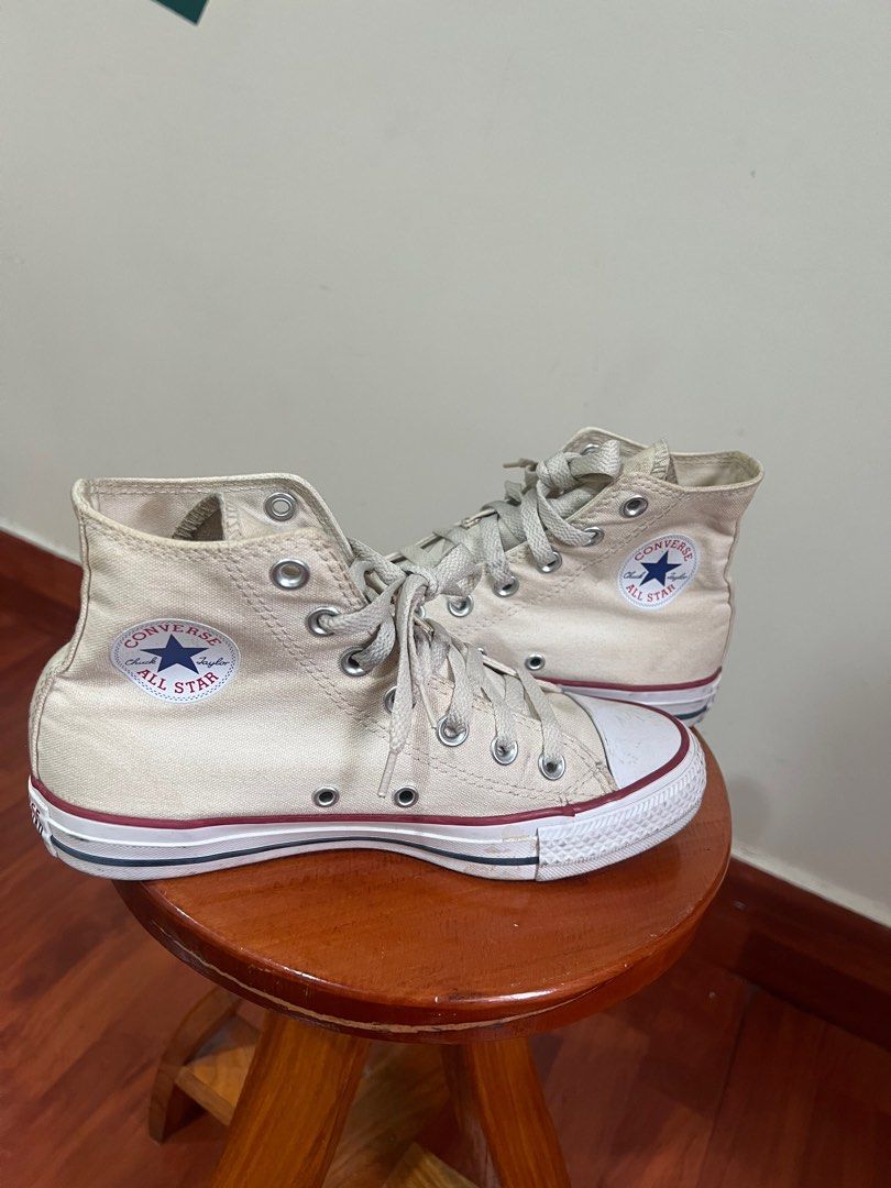Converse Chuck 70 (Category: Sneakers) located in Muntinlupa City. Submitted by Ariom (Listing ID 1372614105, Image 3). Description: Barely used Converse Chuck 70 Canvas Payment: gcash, bpi, bdo.
