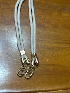 由 mluck430 (刊登 ID 1372628679，圖片 1) 提交，位於 的 (類別：)，說明：。