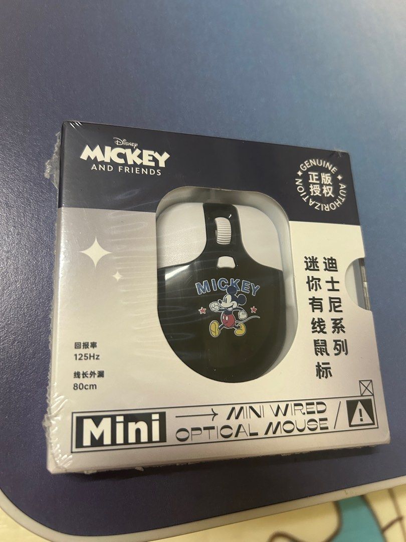 由 lunlun___5.13 (刊登 ID 1372523686，圖片 1) 提交，位於 新竹市 (Hsinchu City) 的 雜七雜八🖤Disney 正版雷射標籤 迪士尼 米奇 迷你有線滑鼠 可愛滑鼠 (類別：電腦滑鼠及相關產品)，說明：雜七雜八🖤 Disney 正版雷射標籤 迪士尼 米奇 迷你有線滑鼠 可愛滑鼠 歡迎聊聊細節🤎售後不退換貨 隨機贈送小小禮物🎁非通通有獎 多樣商品可併單哦☺️ 賣🔥便👌🏻。
