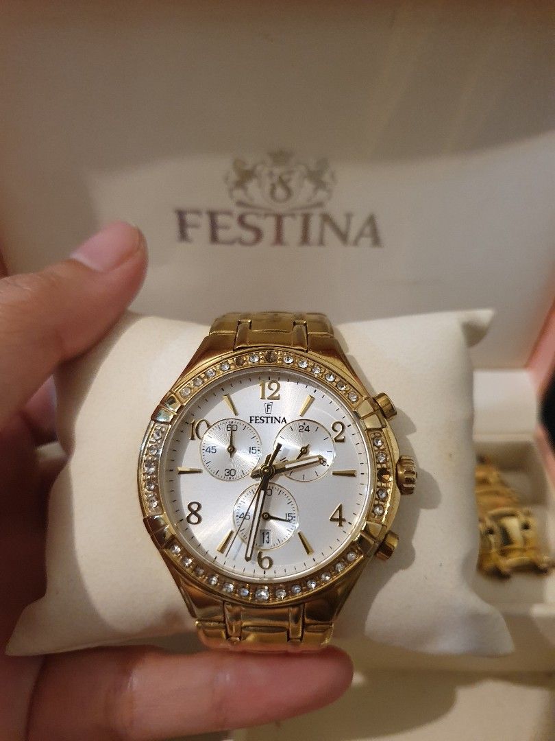 Festina watch F20395 (Category: Women's Watches) located in Taguig. Submitted by rdspreloved (Listing ID 1372585825, Image 1). Description: Festina watch with box with extra links with certificate guarantee. No battery but rest assured this is working. as shown in photos there are 3 missing stone. I brought this year 2020 for 16k. I'm selling this for only 4500 negotiable for sure buyer. selling this for a cheaper price since sayang nman if ma ss