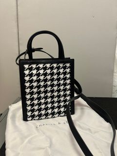 （分類：）位於 。 由 haileychan789 提交（商品編號 1372575007，圖片 1）。簡介： 。