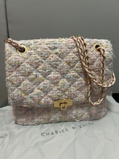 （分類：）位於 。 由 haileychan789 提交（商品編號 1372575432，圖片 1）。簡介： 。