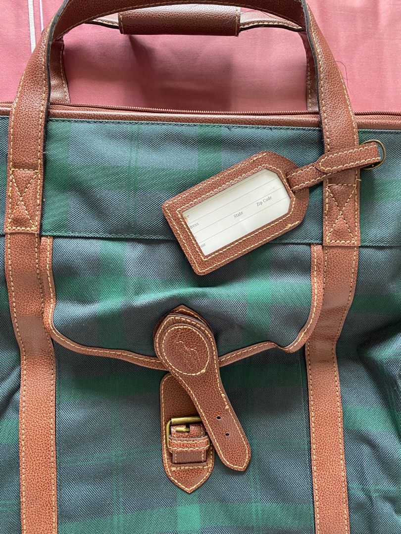 Green Ralph Lauren Bag with Brown Straps Duffle Bag Polo Weekend Bag (Category: Bags & Wallets) located in Singapore. Submitted by pixieeelotte (Listing ID 1372622825, Image 2). Description: ✨Length 53cm ✨Width 25cm ✨Height 36cm ✨Handle about 15cm ✨Postage options available or meet up to our convenience ✨Pm if interested ;).
