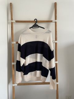 (Category: ) located in . Submitted by thriftandco (Listing ID 1372562278, Image 1). Description: .