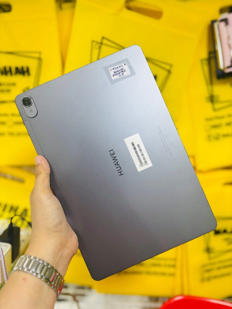 Huawei Matepad 11.5 128GB with sim openline no issues unit only (Category: Huawei) located in San Juan City. Submitted by najihahtelecomshop2018 (Listing ID 1372634409, Image 3). Description: Legit Store | Original unit FOR SALE | TRADE / SWAP ▫️INSTALLMENT thru: 🔸Credit Card (straight / installment) 🔸Ggives / Gcredit + 6% interest 🔸Spay Later + 6% interest (RFS: Buy and Sell any kinds of Gadgets) Description: Huawei Matepad 11.5 128GB With si