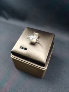(Category: ) located in . Submitted by eterna.jadeite (Listing ID 1372586090, Image 1). Description: .