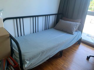(Category: ) located in . Submitted by nicolasweekt2010 (Listing ID 1372564581, Image 1). Description: .