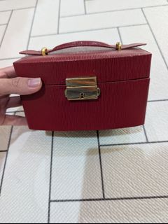 (Kategori: ) berada di . Dikirim oleh julieyobel (ID iklan 1372585007, Gambar 1). Deskripsi: .