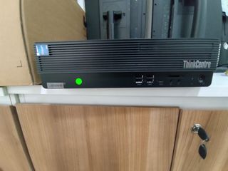 (Category: ) located in . Submitted by techmartsg (Listing ID 1372561962, Image 1). Description: .