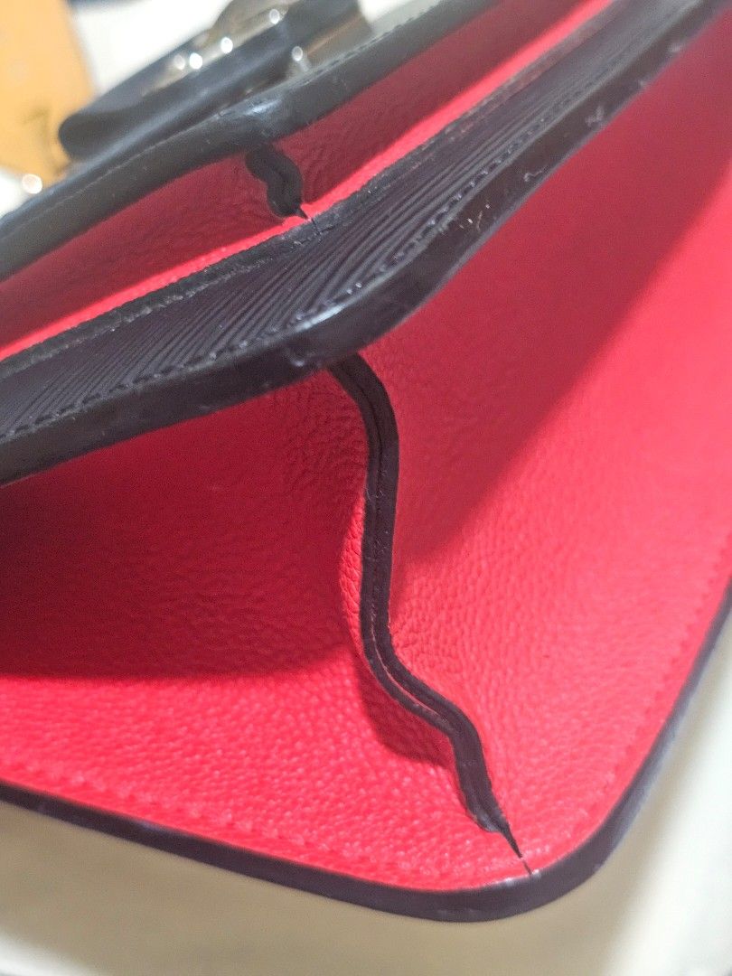 Louis Vuitton epi neo monceau (Category: Luxury Bags & Wallets) located in Quezon City. Submitted by jaygee (Listing ID 1372567409, Image 3). Description: Authentic Louis Vuitton neo monceau bag With dust bag and entrupy certificate.