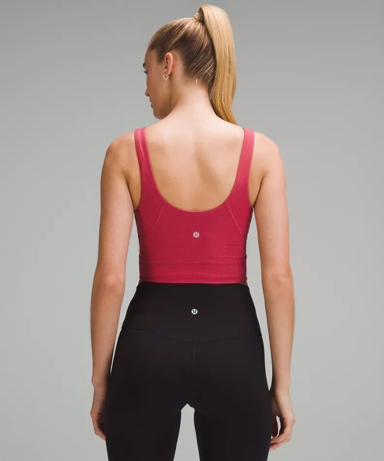 Lululemon V Cut Yoga Tank (Category: Activewear) located in Singapore. Submitted by jlhm (Listing ID 1372556274, Image 2). Description: BNWT RTP $128 Tagged size 6.