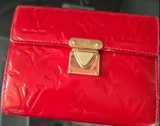 (Category: ) located in . Submitted by worldcash (Listing ID 1372536231, Image 1). Description: .