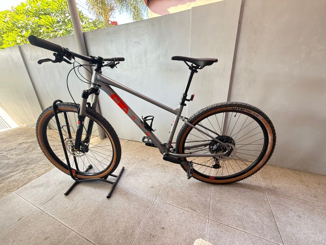 Marin Bobcat Trail 5 (Category: Bicycles) located in Dasmarinas. Submitted by mrbrines (Listing ID 1372474270, Image 1). Description: Marin Bobcat Trail 5 Size Meduim 29” WTB Boss 2.25 tires Built Bike Suntour XCR Non Boost thru axle Shimano MT series breaks Shimano Deore 11 Speed (1 by crank) EXA form Dropper Post DM bikes pedals Deity Grips For sale only! Slight Negotiable RFS: Decluttering and Quit Biking.