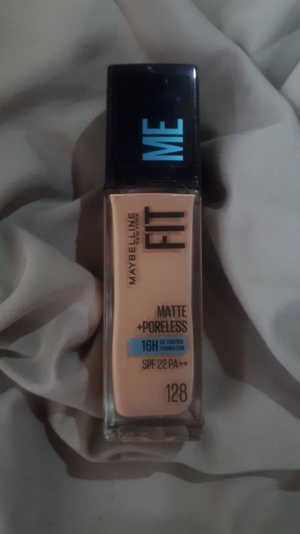 Maybelline fit me foundation (Category: Makeup) located in Bangued. Submitted by de_clutterrr (Listing ID 1372561394, Image 1). Description: - original maybelline, bought from watsons - shade 128, color slightly different due to lighting - used a few times - very minimal sign of wear - rfs: not used anymore, need funds - negotiable - dm for more info.