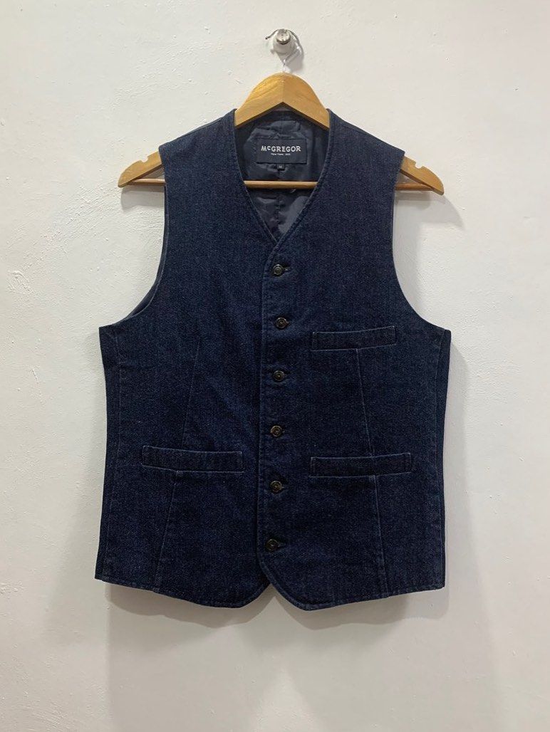 McGREGOR NEW YORK DENIM CINCH BACK VEST (Category: Vests) located in Cavite. Submitted by ___layern0ne (Listing ID 1372609812, Image 1). Description: Tagged Size: M Armpit to Armpit: 19.5 inches Length: 25 inches (front) | 23 inches Measured laid flat and at its longest point Slightly wrinkled due to storage Gently used | Still in great condition | No major flaws like rips and holes The color of the product may differ from the actual color depend