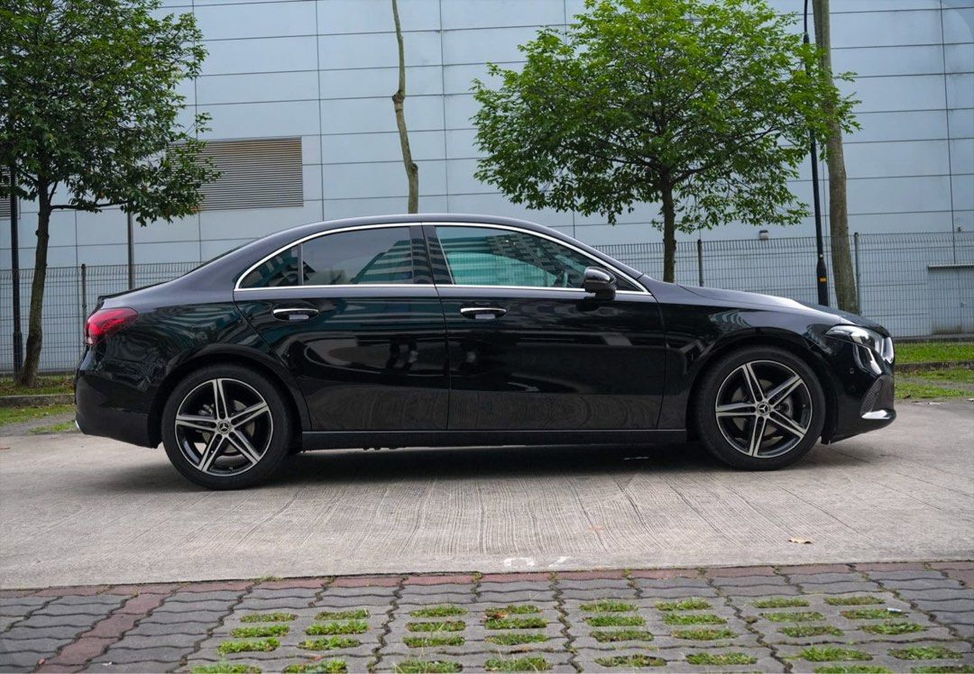Mercedes-Benz A-Class Saloon A180 Progressive (A) (Category: Used Cars) located in Singapore. Submitted by mikky_1997 (Listing ID 1372556442, Image 2). Description: Mercedes-Benz A180 (Nov 2021) | Excellent Condition | Direct Owner | Major Servicing Done ✅ 10/10 Engine & Mechanical Condition ✅ 9/10 Aesthetics – Minor Cosmetic Only ✅ Fully Serviced According to Mercedes’ Schedule (Major Servicing Just Done) ✅ Low Mileage | Well Maintained Selling 