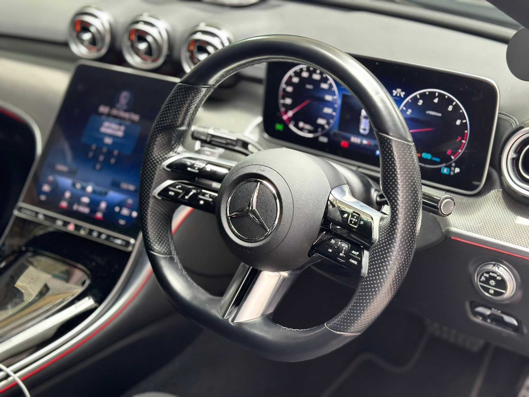 Mercedes-Benz C200 AMG Auto62863173373953112