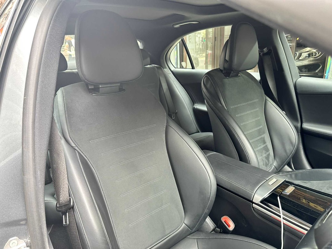 Mercedes-Benz C200 AMG Auto62863173373953114