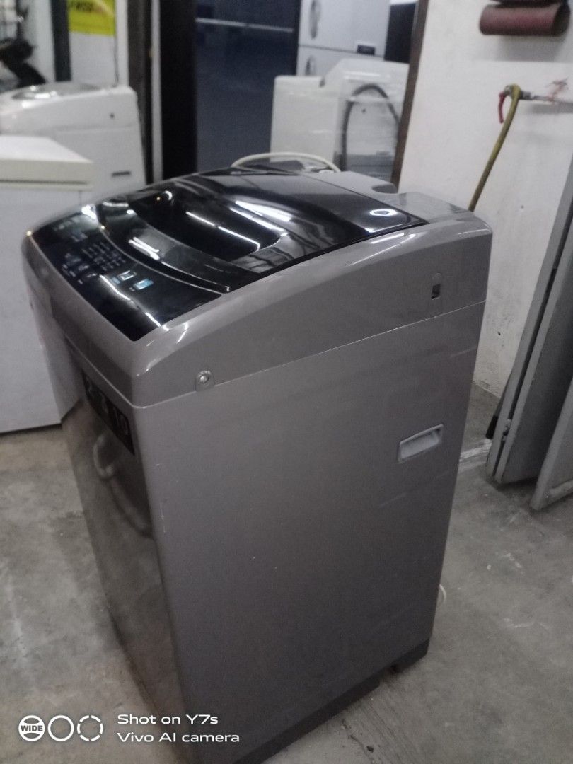 Mesin basuh 7.5 kg (Category: Announcements) located in Kuala Lumpur. Submitted by mu387276883947 (Listing ID 1372663054, Image 2). Description: Harrga sekali delivery kecil Dan besar adah lagi ready stock jimaat electrik good condition masih adah warranty berminnat contact only delivery free dalam 20 km.
