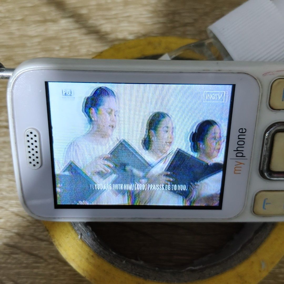 MyPhone TV Radio Phone Basic Cellphone (Category: Early Generation Mobile Phones) located in Mandaluyong City. Submitted by atfaith (Listing ID 1372579408, Image 1). Description: 📱 Basic phone myphone brand 📱 Yung phone na may tv (pero magagamit yung tv dapat nakaplugin kasi madali na sya malobat)) please see the channels. 📱 Issue: mabilis na malobat 📱 Isang sim slot nalang ang gumagana 📱 May radio din and pwede gamitin antenna for signal na
