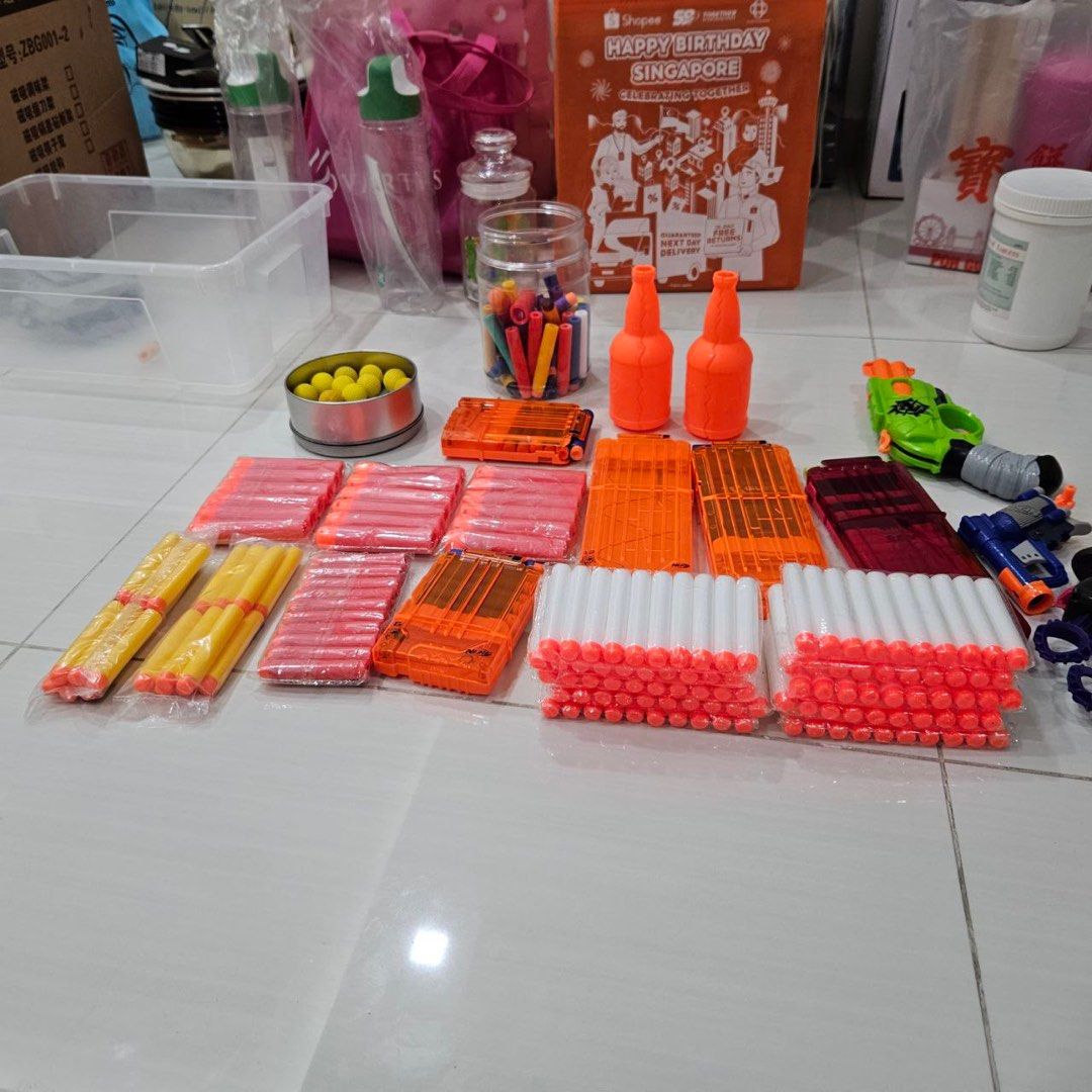 Nerf Bundle (Category: Action & Battle Toys) located in Singapore. Submitted by lollolipopp (Listing ID 1372634965, Image 3). Description: Bought a few years ago, letting it go as a bundle or individually. Quote your own price. Self pick up/arrange your own pick up @82b circuit road, nearest mrt Macpherson.
