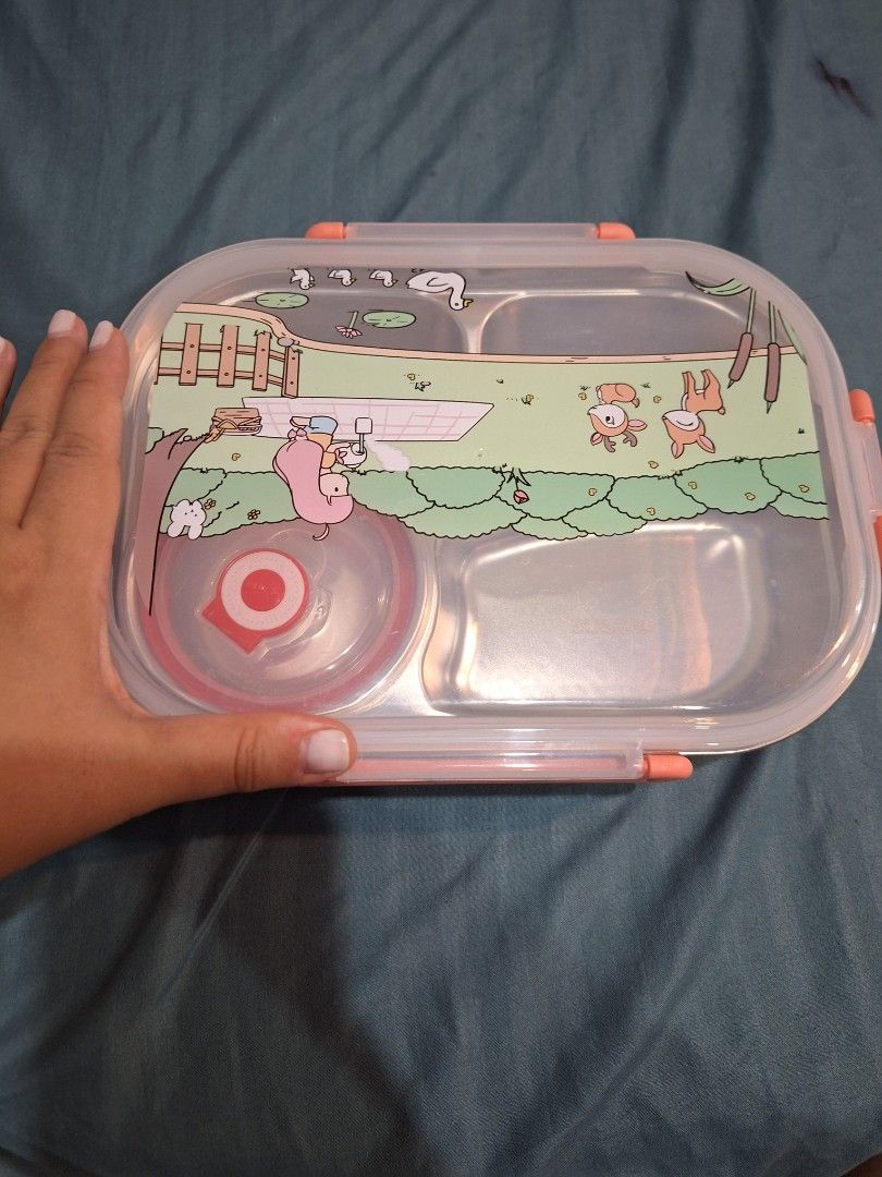 Never used Bento lunchbox (Category: Food Organization & Storage) located in Cavite. Submitted by vonski1980 (Listing ID 1372577955, Image 2). Description: Bought from miniso Qatar. Never used as its too big..