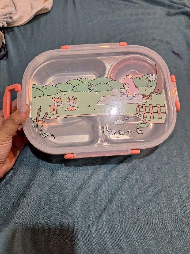Never used Bento lunchbox (Category: Food Organization & Storage) located in Cavite. Submitted by vonski1980 (Listing ID 1372577955, Image 1). Description: Bought from miniso Qatar. Never used as its too big..