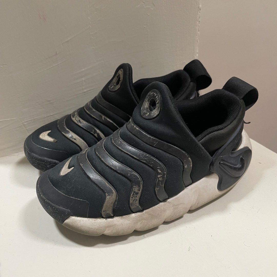由 gu.gi (刊登 ID 1372527924，圖片 1) 提交，位於 高雄市 (Kaohsiung) 的 ｜Nike 毛毛蟲童鞋（19公分）｜ (類別：嬰兒及兒童流行時尚)，說明：狀況如圖 便宜售出。