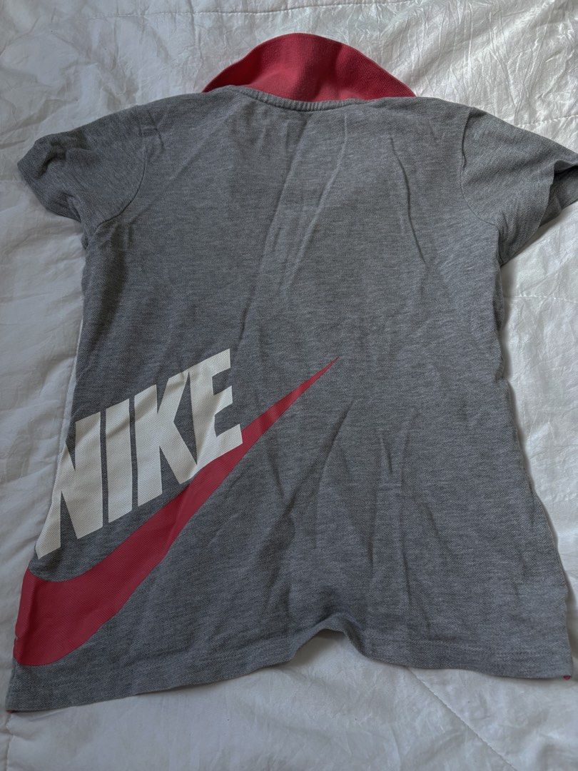 nike polo shirt (Category: Shirts) located in San Antonio. Submitted by lostnfoundph (Listing ID 1372502312, Image 3). Description: fits xs-s.