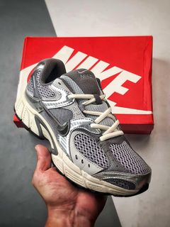 (Category: ) located in . Submitted by lovely_shoes (Listing ID 1372529637, Image 1). Description: .