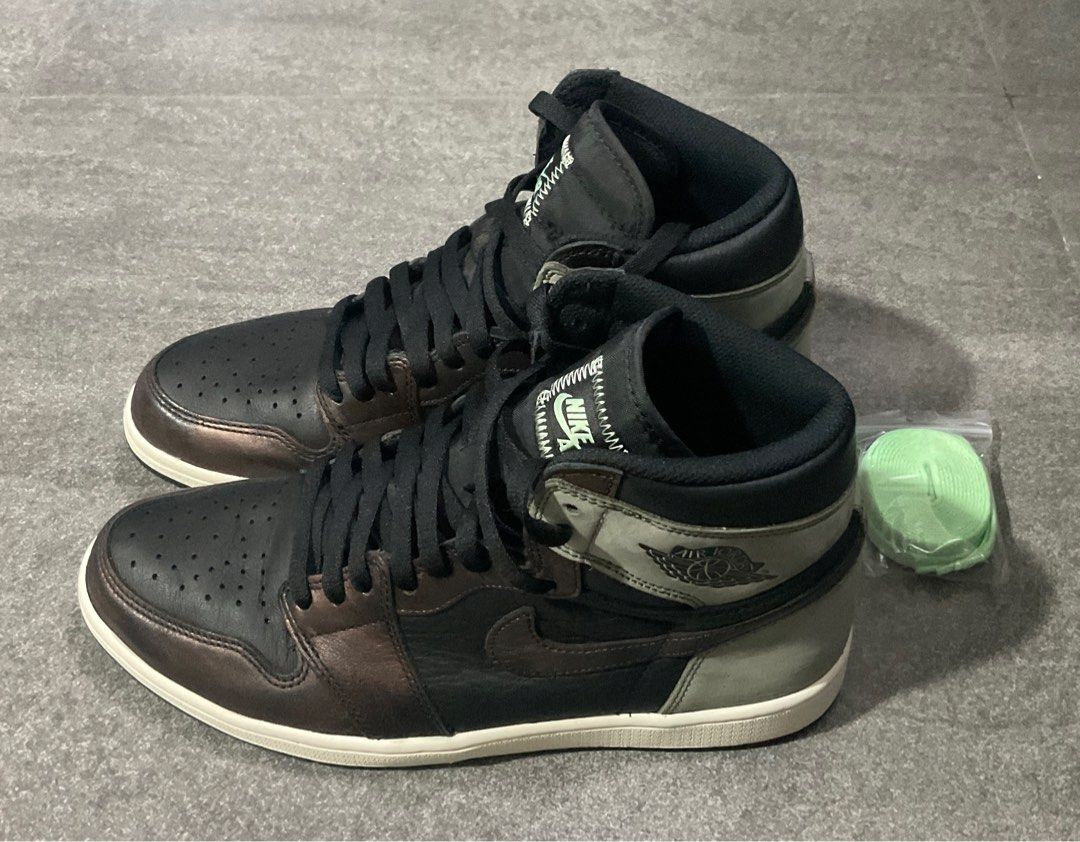 Original Jordan 1 High (Category: Sneakers) located in Cavite. Submitted by jembc (Listing ID 1372487594, Image 2). Description: Original Jordan 1 High Colorway: Light Army Rust Shadow Patina Size: US 11 Mens No box With original free lace Guaranteed original bought in Jordan Manila/Titan/Nike Park Access Slightly negotiable Can send more pictures for serious buyers Buyer will shoulder shipping fee Payment first basis.