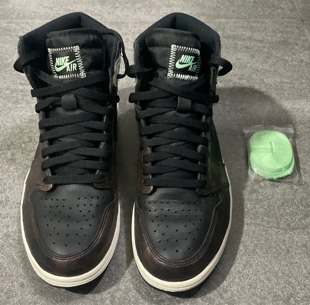 Original Jordan 1 High (Category: Sneakers) located in Cavite. Submitted by jembc (Listing ID 1372487594, Image 1). Description: Original Jordan 1 High Colorway: Light Army Rust Shadow Patina Size: US 11 Mens No box With original free lace Guaranteed original bought in Jordan Manila/Titan/Nike Park Access Slightly negotiable Can send more pictures for serious buyers Buyer will shoulder shipping fee Payment first basis.