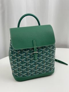 (Category: ) located in . Submitted by collynluxurybag (Listing ID 1372643782, Image 1). Description: .