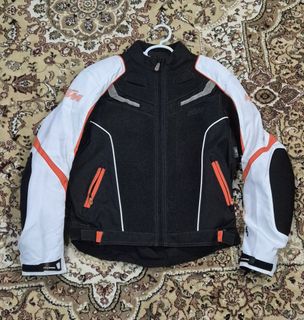 (Category: ) located in . Submitted by adam8420 (Listing ID 1372572889, Image 1). Description: .