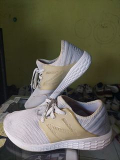 (Kategori: ) berada di . Dikirim oleh indostore_shoes (ID iklan 1372617577, Gambar 1). Deskripsi: .