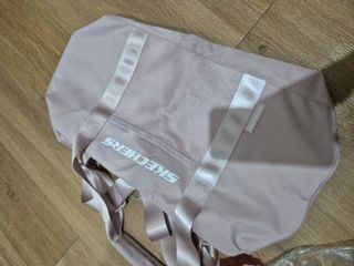 (Kategori: ) berada di . Dikirim oleh yourdearesh (ID iklan 1372613571, Gambar 1). Deskripsi: .