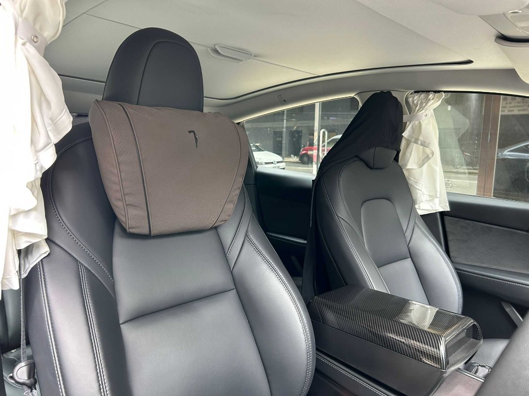 Tesla MODEL Y SR Auto498306530222417925
